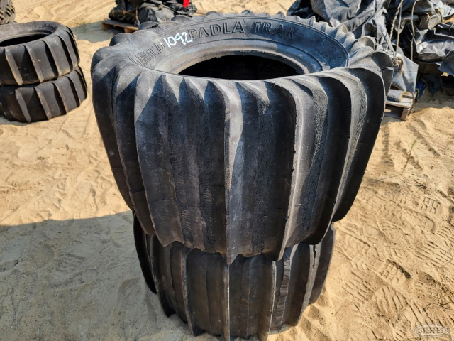 Sand tires